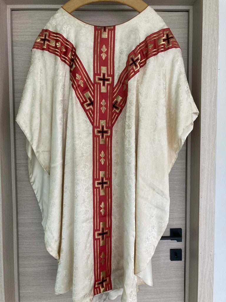 Witte neogotische kazuifel, Ophalen of Verzenden