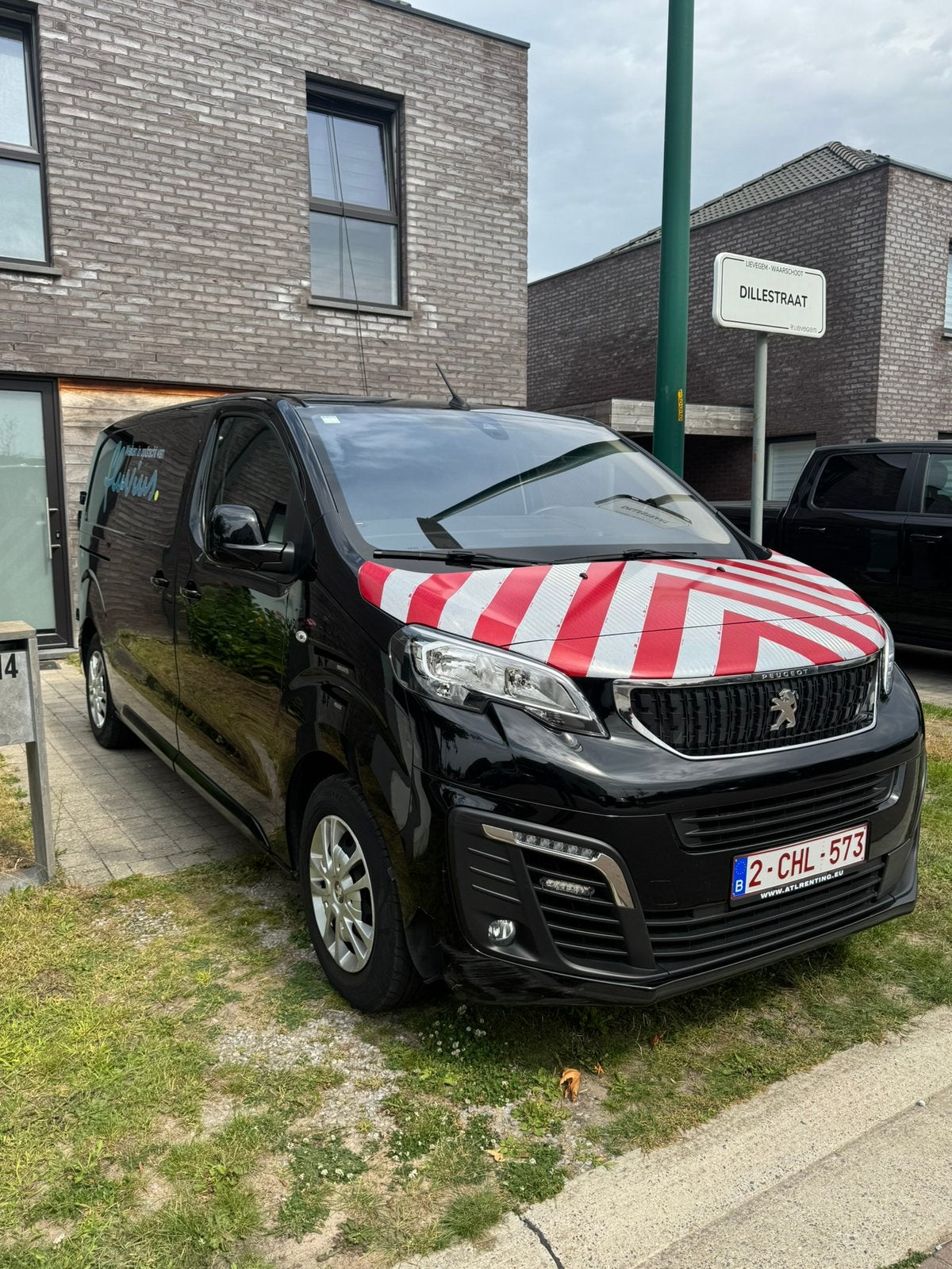 Peugeot Expert 2.0 BlueHDi – Bouwjaar 2022 – 115.000 km, Auto's, 4 cilinders, Zwart, Grijs, Particulier