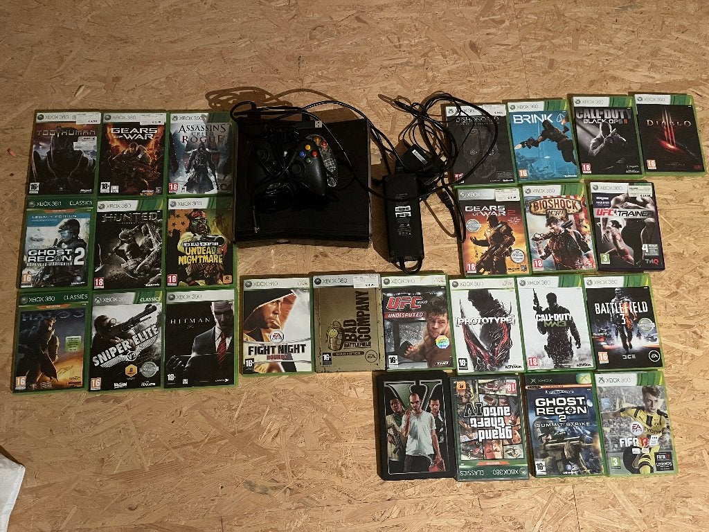 Xbox360 + veel games, Ophalen, Gebruikt, Vanaf 7 jaar, Online