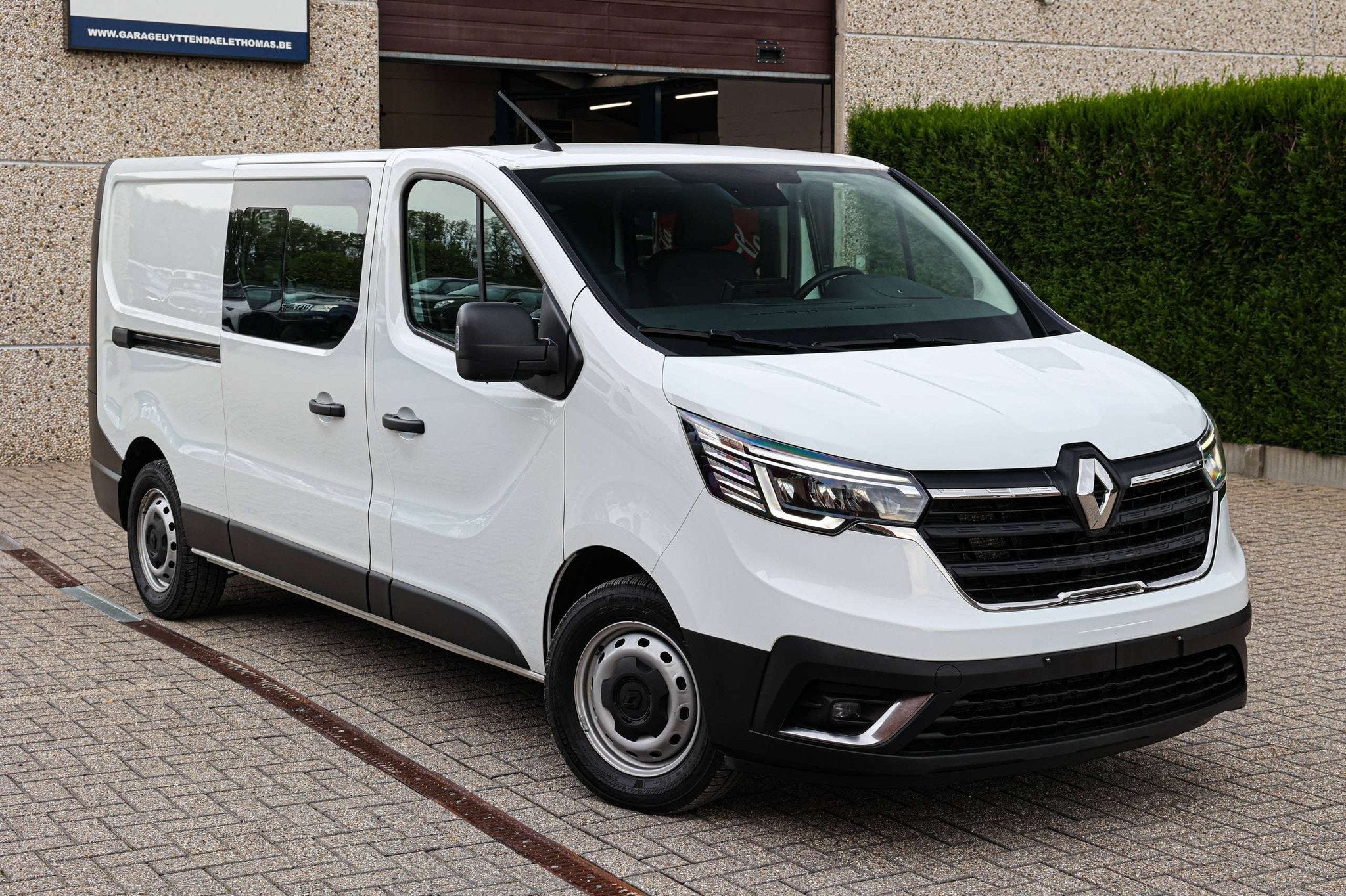 Renault Trafic 6-ZITPLAATSEN/LICHTE-VRACHT*ACHTERUITRIJCAMER, Voorwielaandrijving, Stof, Gebruikt, 4 cilinders