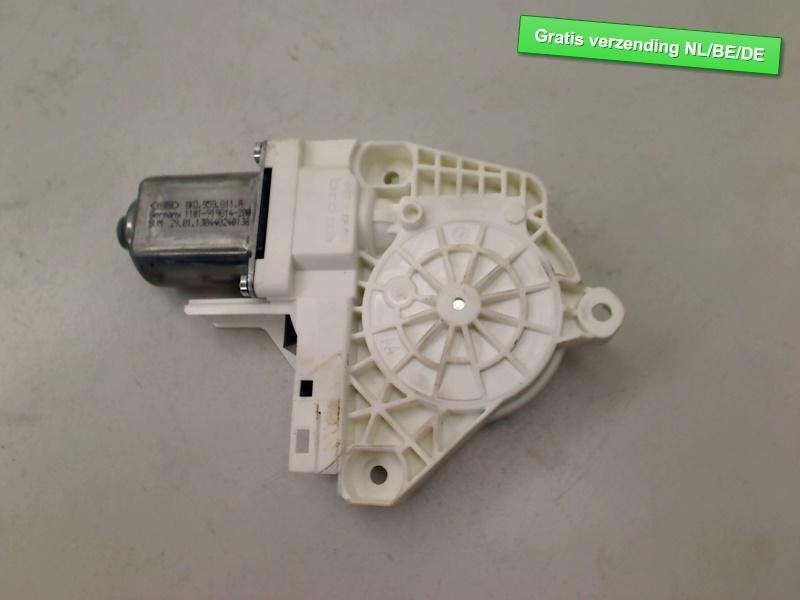 MOTEUR LEVE VITRE ELECTRIQUE ARRIÈRE GAUCHE Audi Q5 (8RB), Arrière, Auto-Union-Straße  1,
85057  Ingolstadt, DE, Info@audi.de