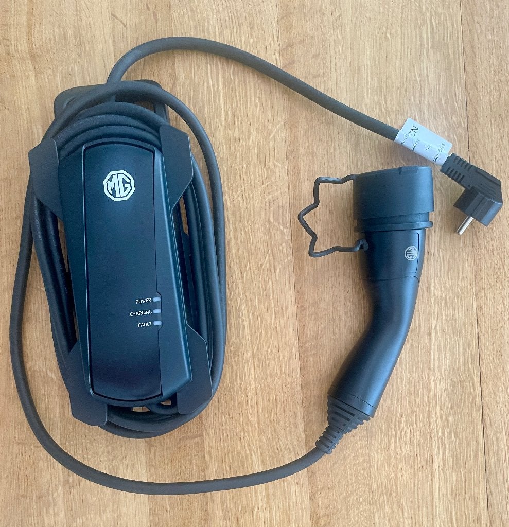 Nouveau chargeur MG Universal EV - PHEV original - tous EV, Enlèvement ou Envoi, Neuf, Borne de recharge et Câble de charge