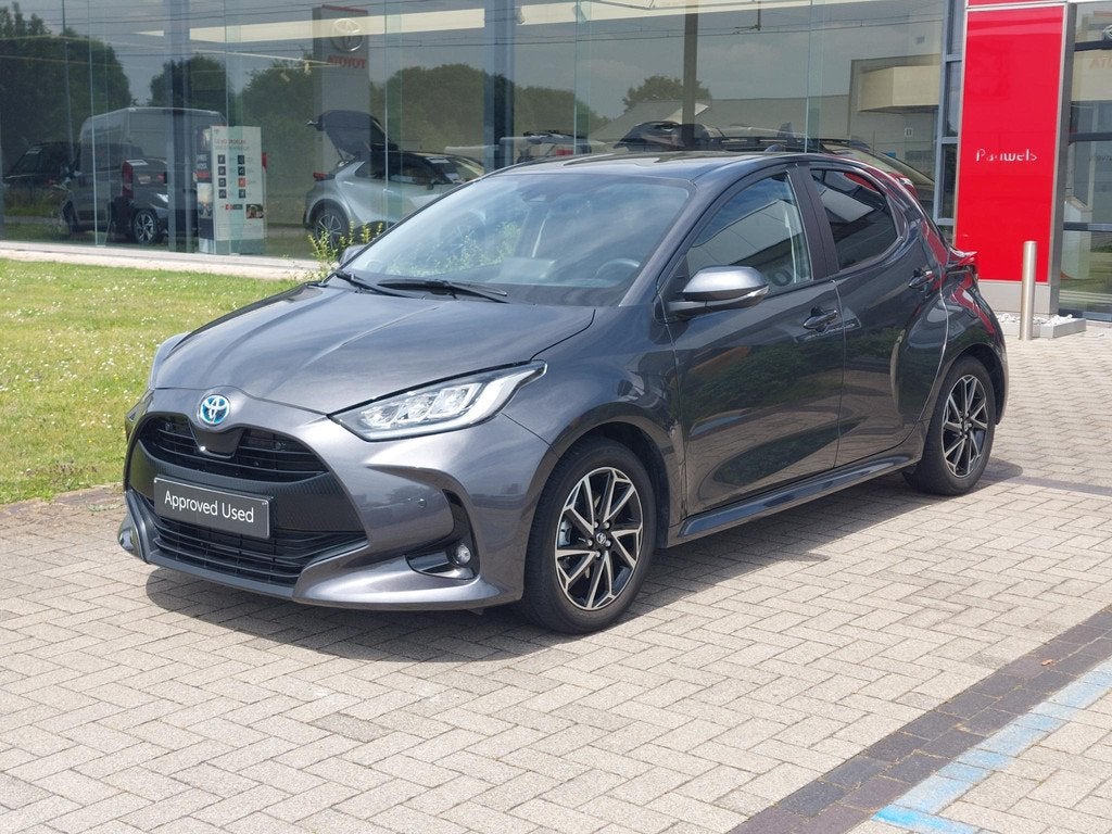 Toyota Yaris 1.5 VVT-i Hybrid 85kW Iconic e-CVT, Auto's, Toyota, Gebruikt, 96 g/km, 116 pk, 450 kg