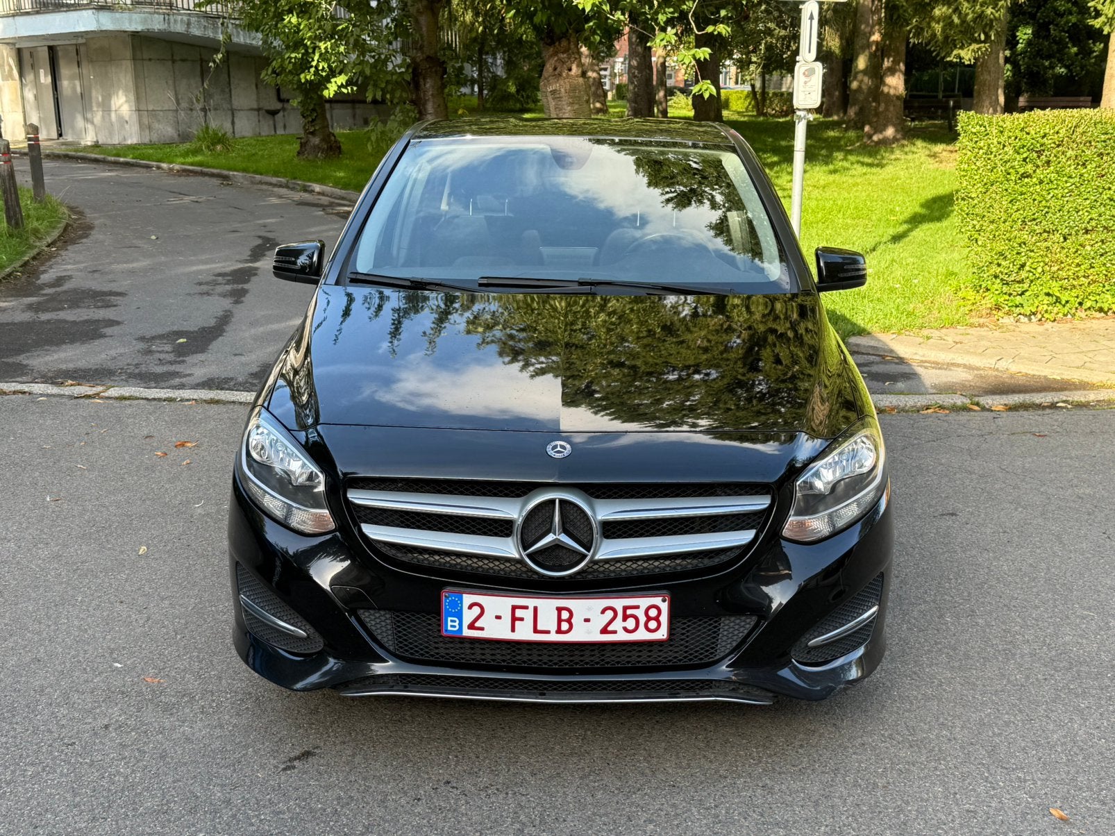 Mercedes Klass B180 Diesel Euro 6B Carnet complet, Autos, Achat, 1491 cm³, Noir, Automatique