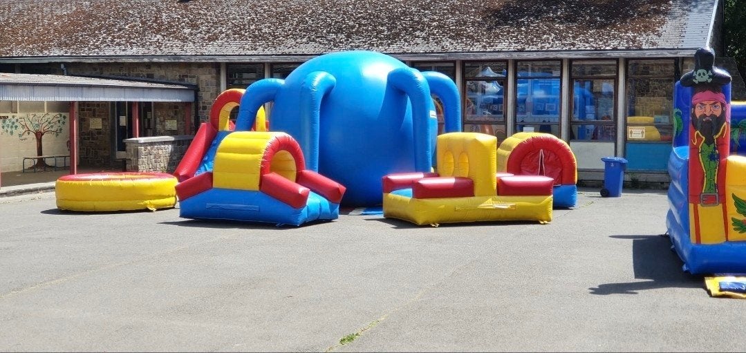 chateau gonflable pieuvre kids, Hobby & Loisirs créatifs, Enlèvement, Utilisé