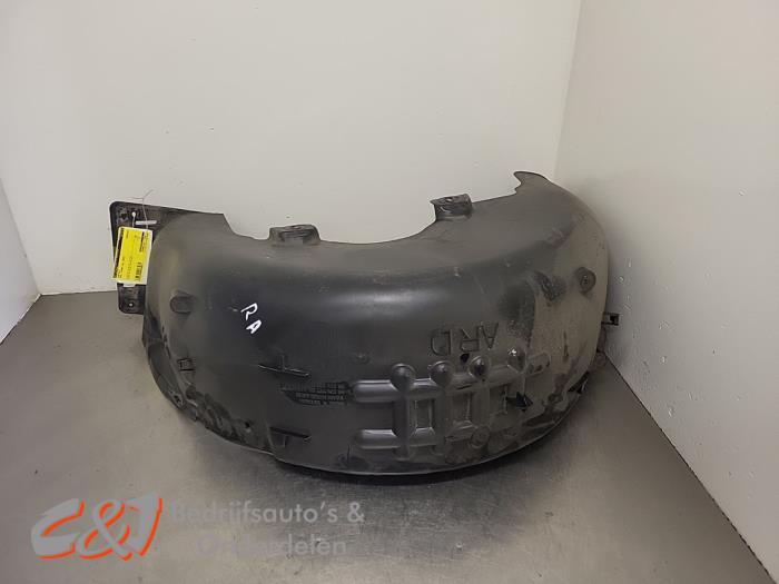 Passage de roue d'un Opel Vivaro, -, Opel, 3 mois de garantie, Utilisé
