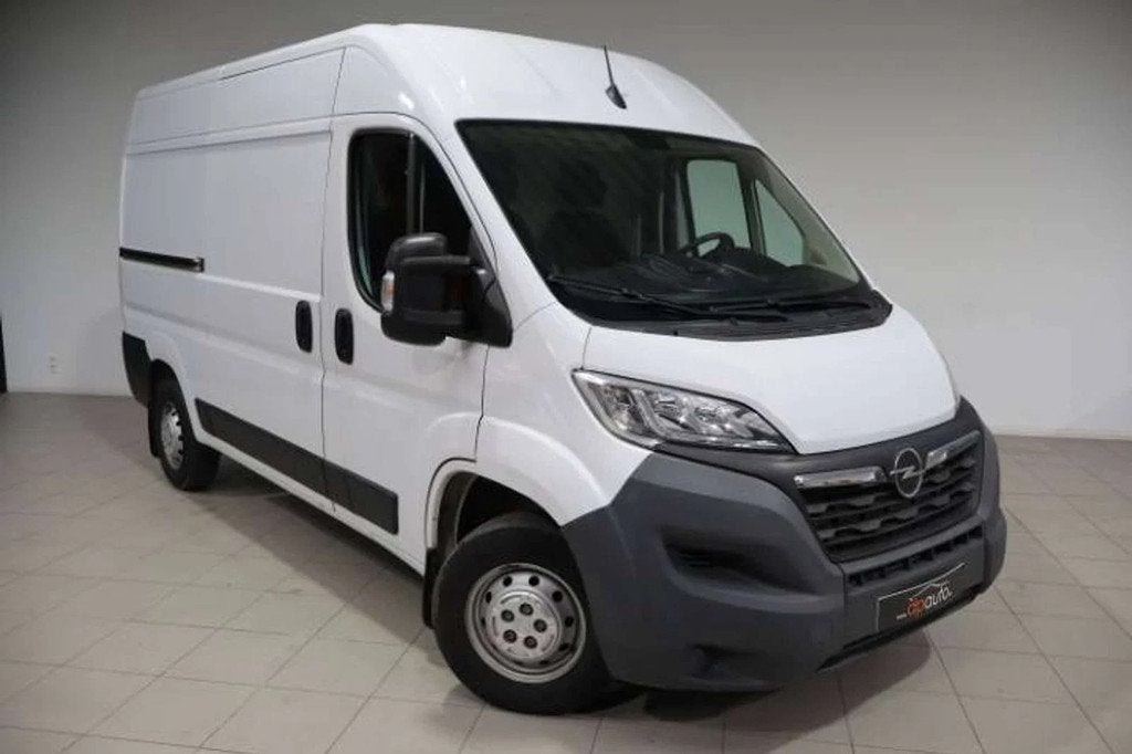 Opel Movano 2.2 Turbo D L2 (bj 2022), Auto's, Stof, Gebruikt, Zwart, Wit