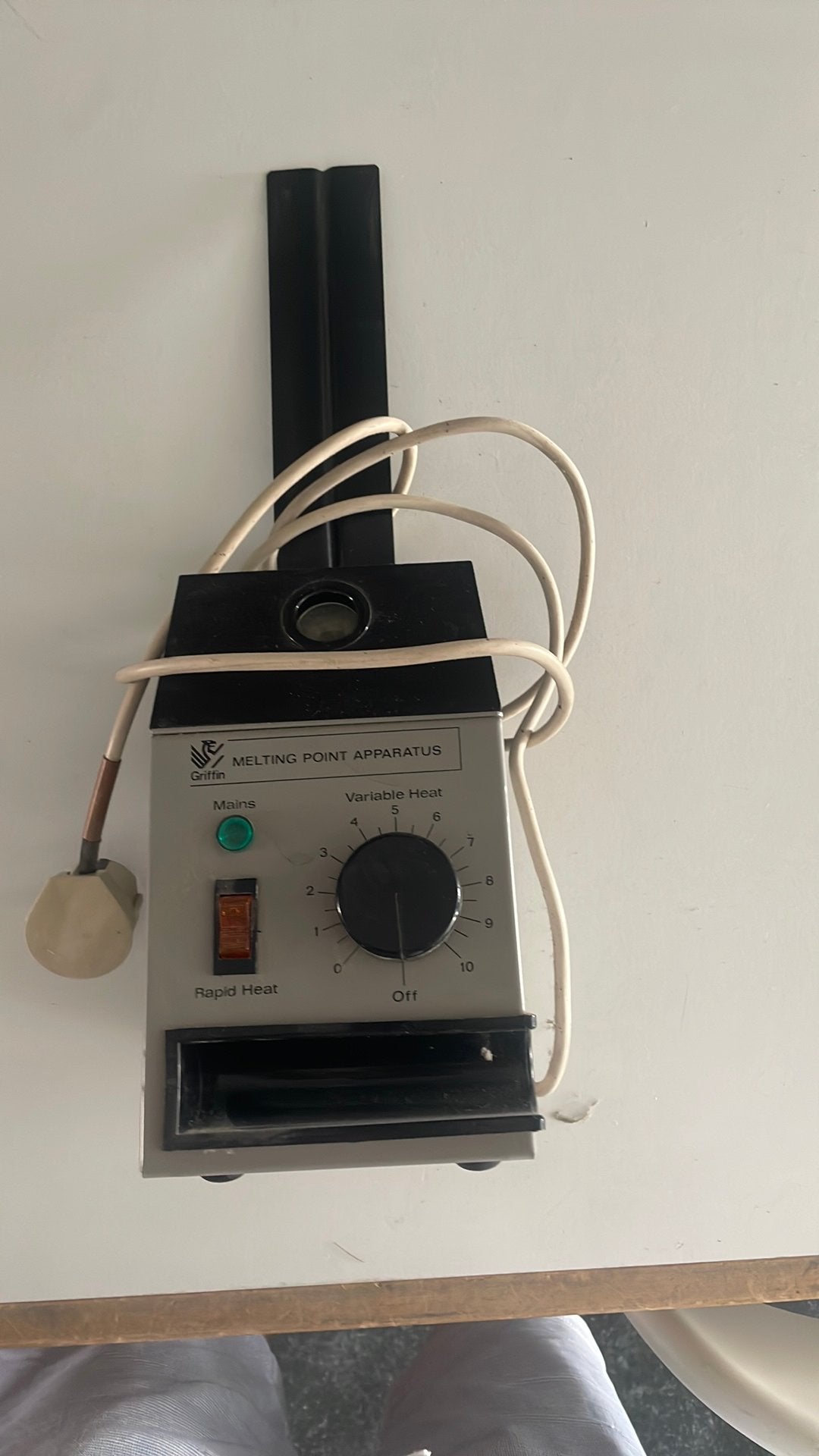 Appareil de mesure du point de fusion, Enlèvement