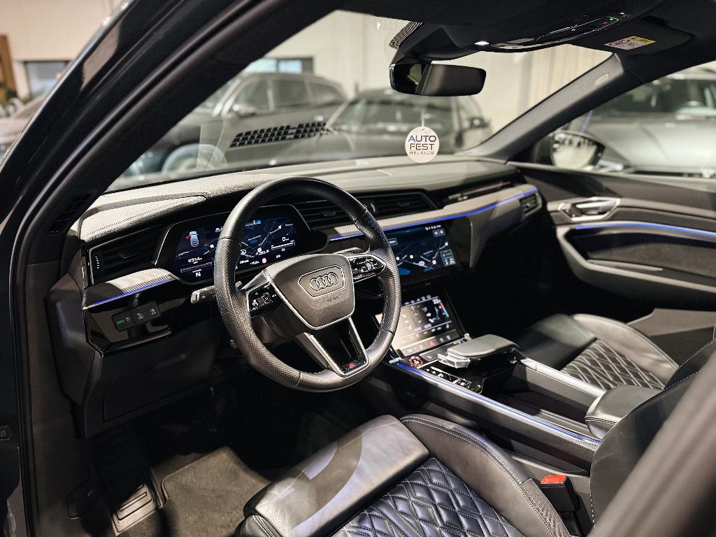 Audi E-Tron S Quattro Sportback ‘Exclusive Camouflage Groen’, Auto's, Automaat, Leder, 5 zetels, SUV of Terreinwagen