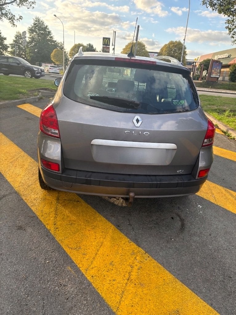 Renault Clio 3 break diesel 1.5 dci eco 2 phase 2 année 2012, Cuir, Argent ou Gris, Achat, Boîte manuelle