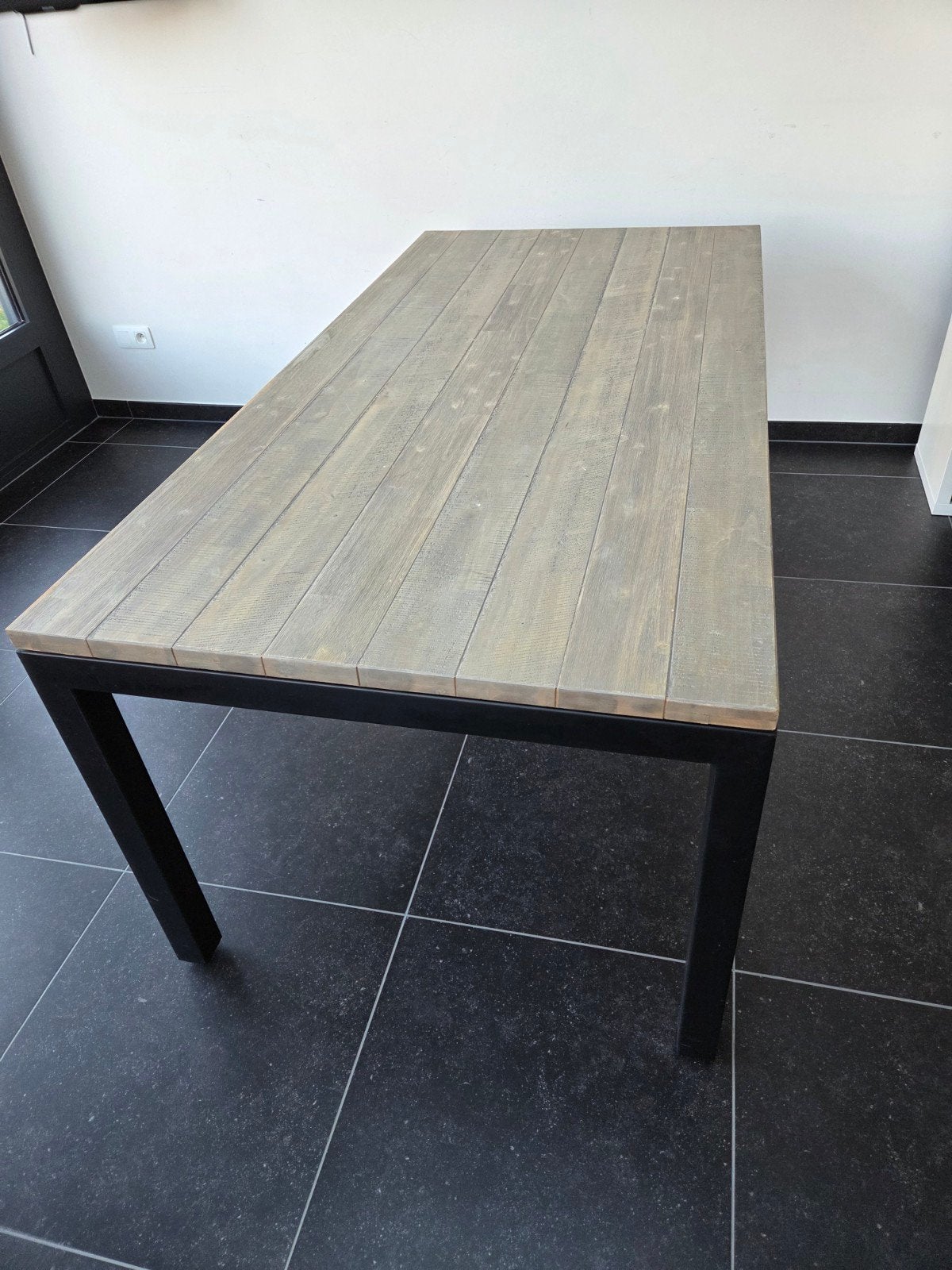 Tafel, Ophalen