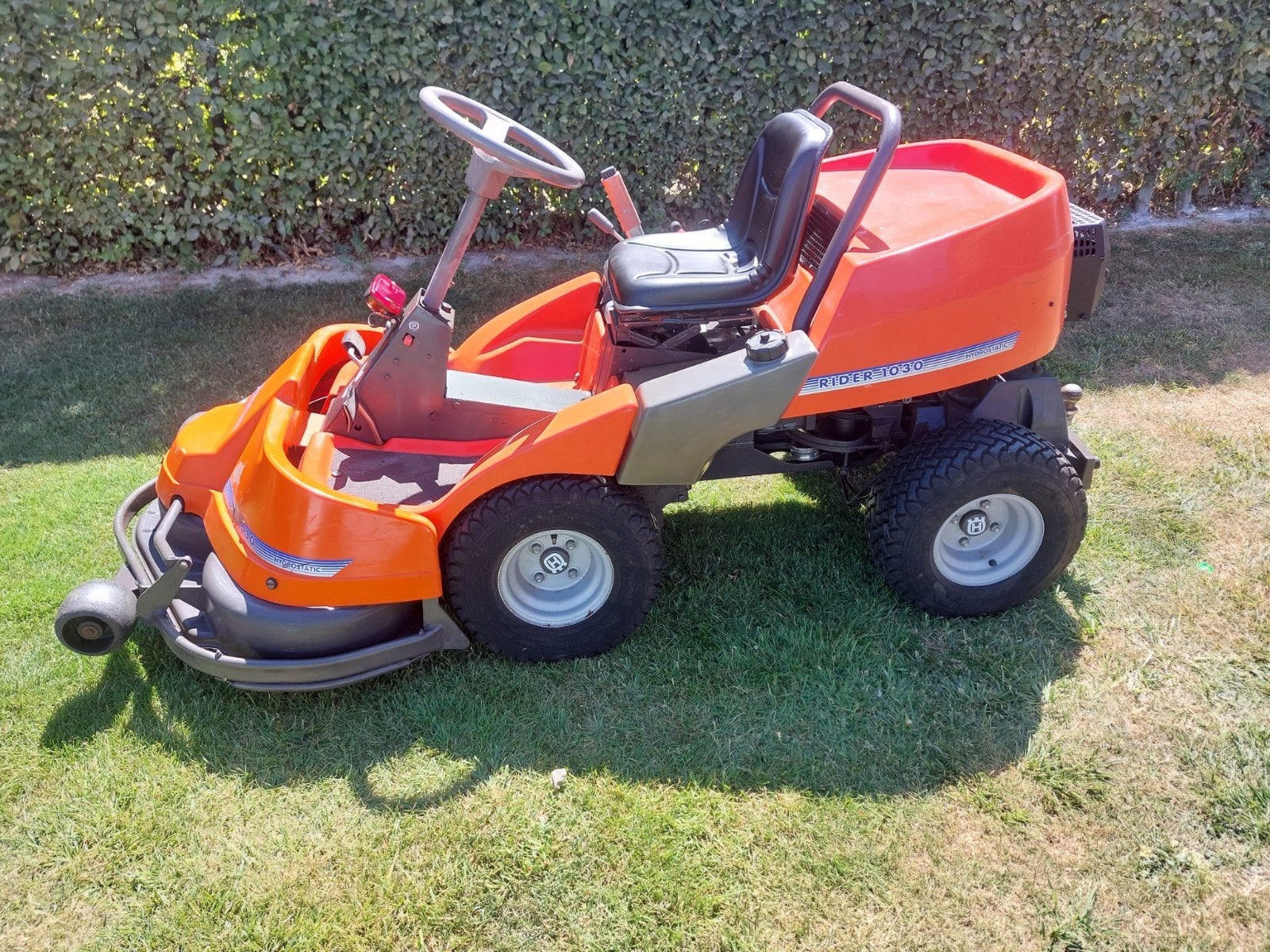 zitmaaier husqvarna rider 18 pk 2 cilinder v twin pro, Ophalen of Verzenden