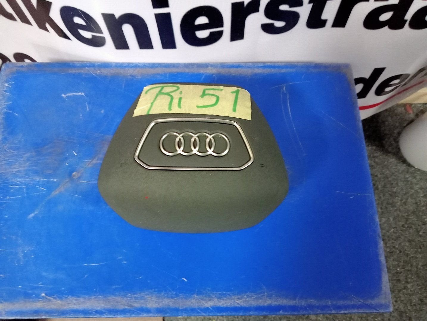 Audi A6, A7 Stuur Airbag Zwart 2018+ 4N0880201K 6PS A6 (C8), Gebruikt, -, -, -