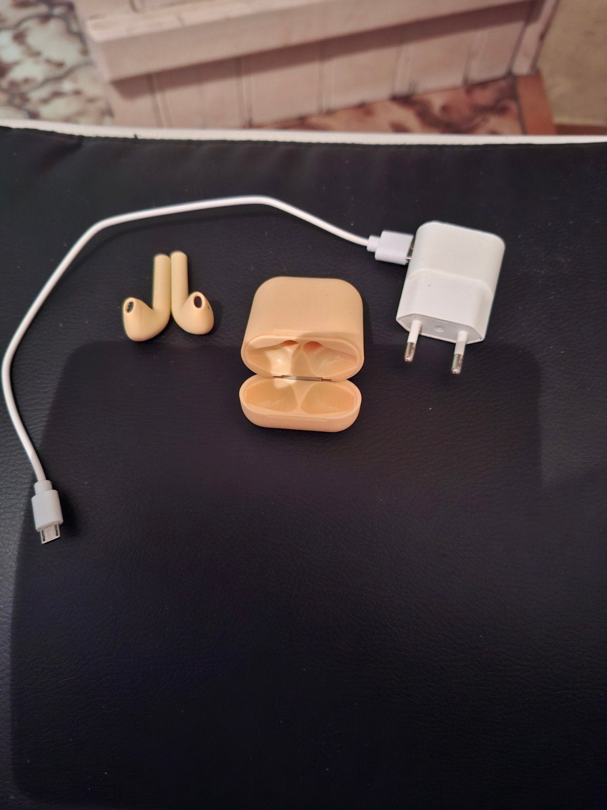 Casque Bluetooth neuf et son chargeur neuf., Enlèvement ou Envoi, Bluetooth