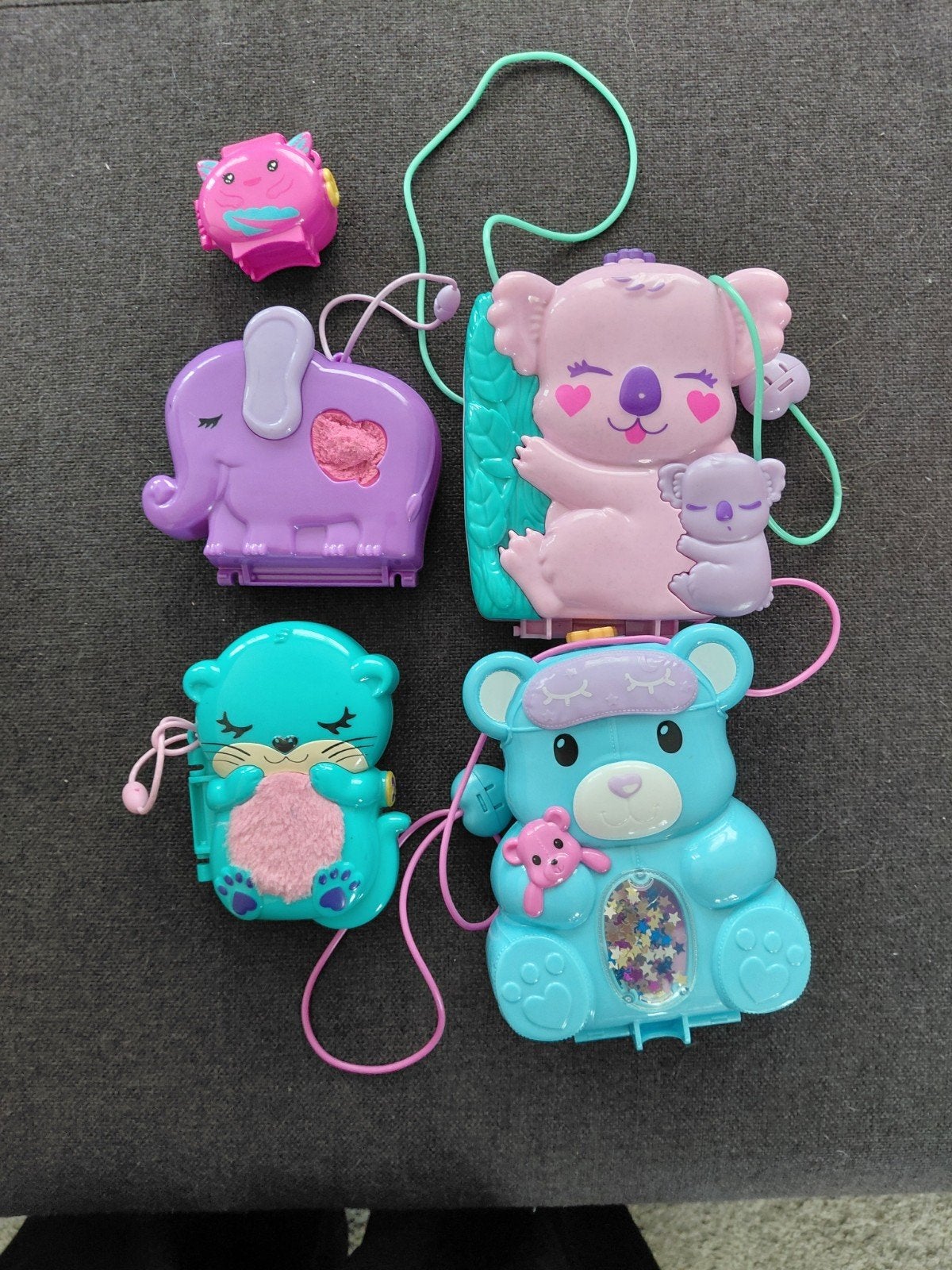 Polly Pocket, Ophalen