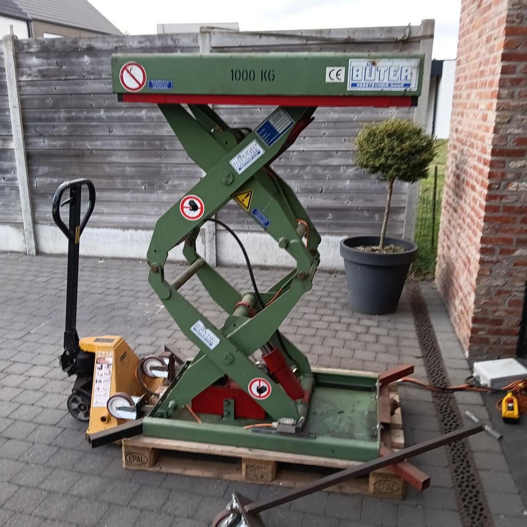 Heftafel, Enlèvement
