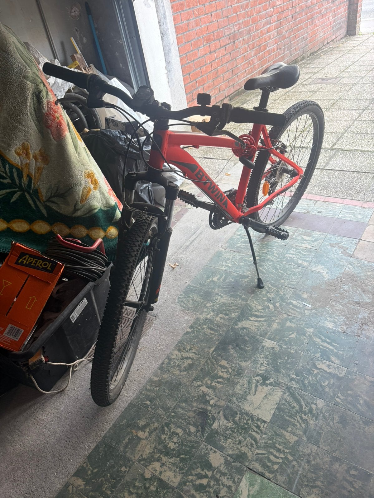 VTT B'Twin Rockrider 340 — Ado/Junior — bon état, Enlèvement, Comme neuf
