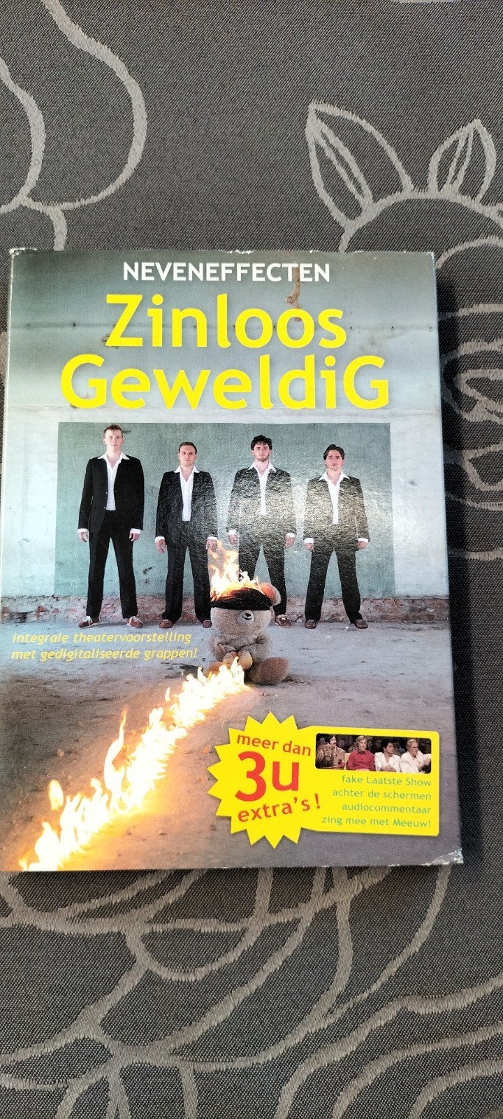 Neveneffecten, Ophalen, Extra's