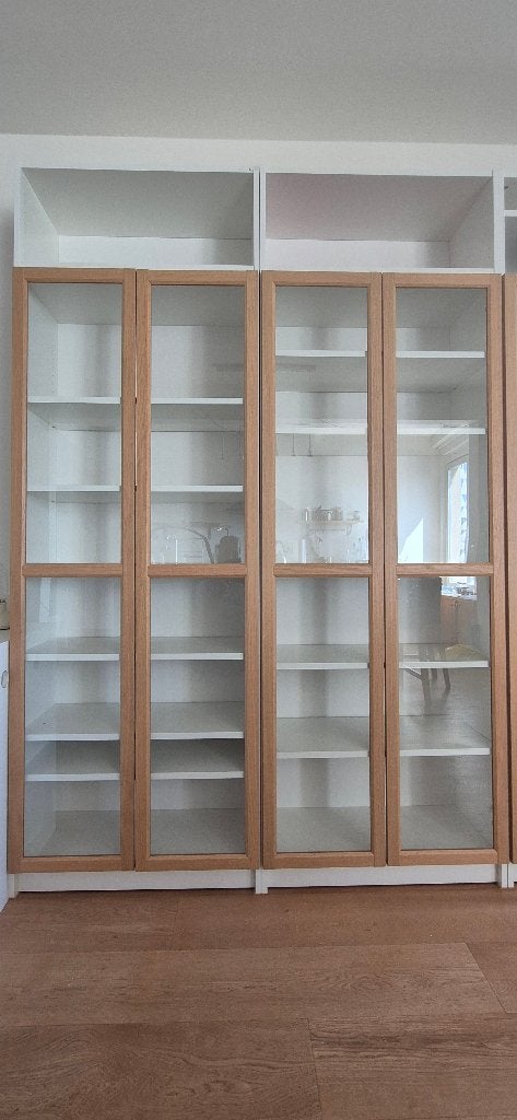 2 étagères Billy blanches, Maison & Meubles, Armoires | Bibliothèques, 25 à 50 cm, Avec porte(s), Comme neuf, Enlèvement