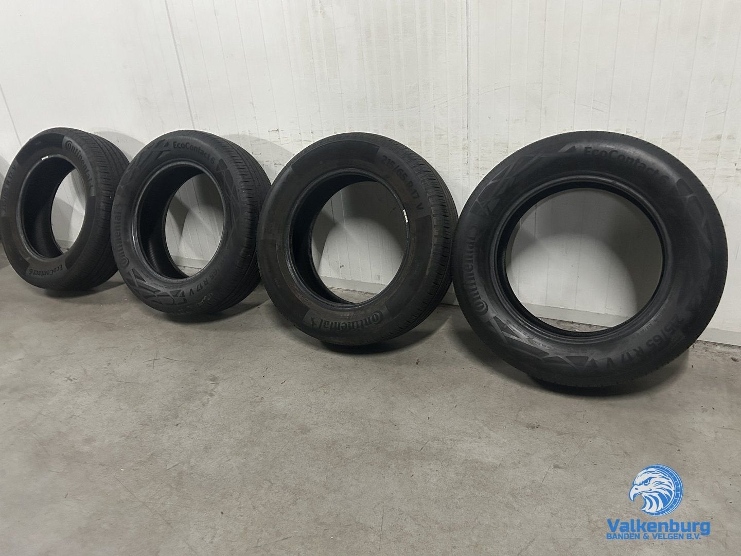 6-7mm! Zomerbanden 215/65R17 Continental EcoContact 6, Auto-onderdelen, Banden en Velgen, Band(en), Zomerbanden, 17 inch, 215 mm
