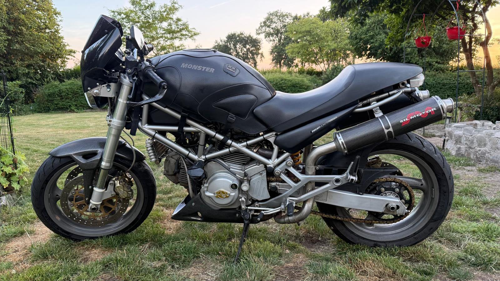 Ducati Monster 800 I.E Dark, Motoren, Motoren | Ducati, Particulier, Naked bike, meer dan 35 kW, 2 cilinders, Handgeschakeld, Occasion