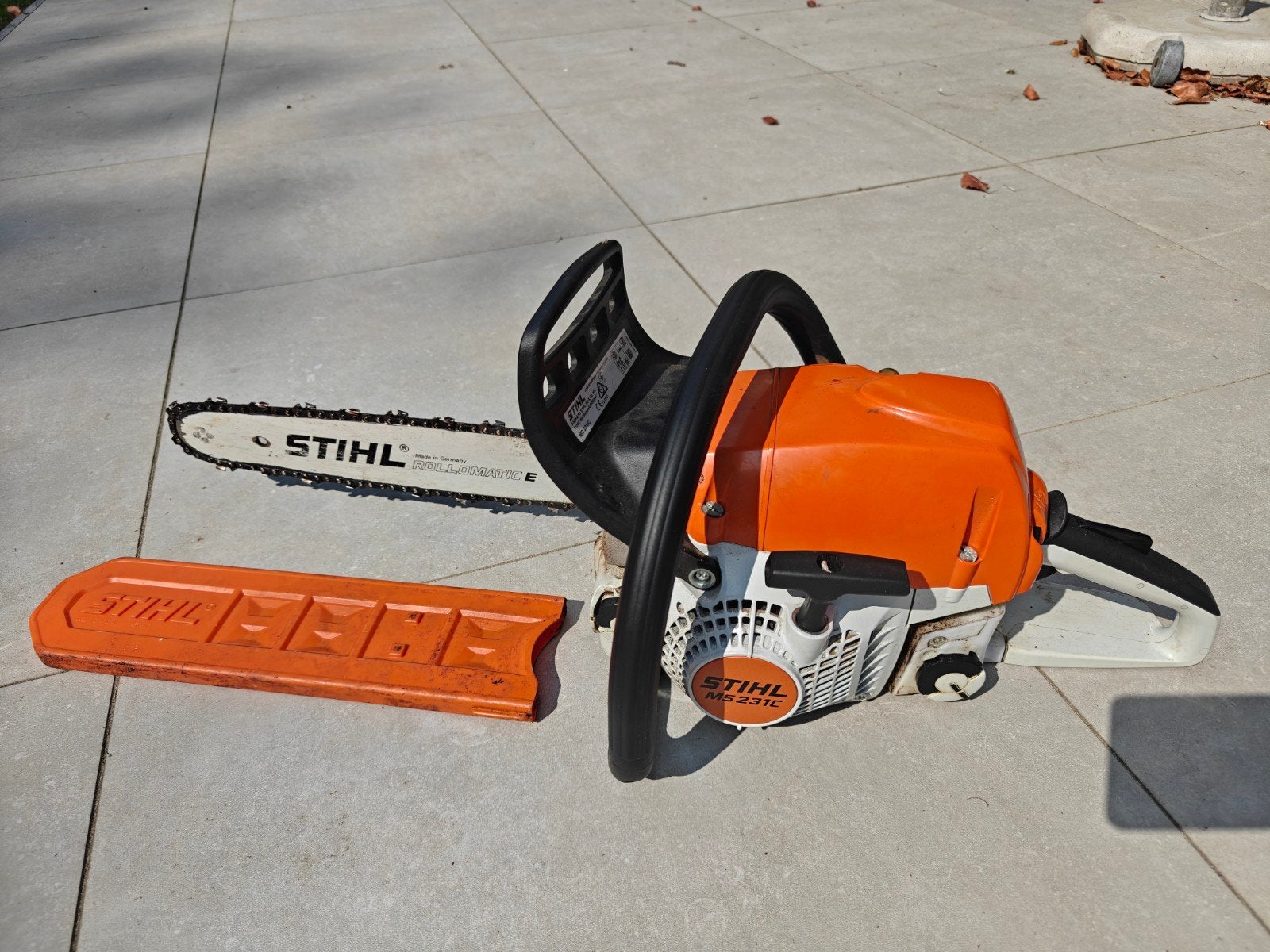 Stihl MS231 C-BE benzine kettingzaag, Ophalen