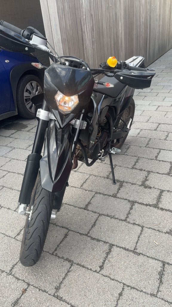 Sherco 50cc sm/r, Fietsen en Brommers, Brommers | Schadebrommers, Overige merken, Klasse B (45 km/u), Ophalen