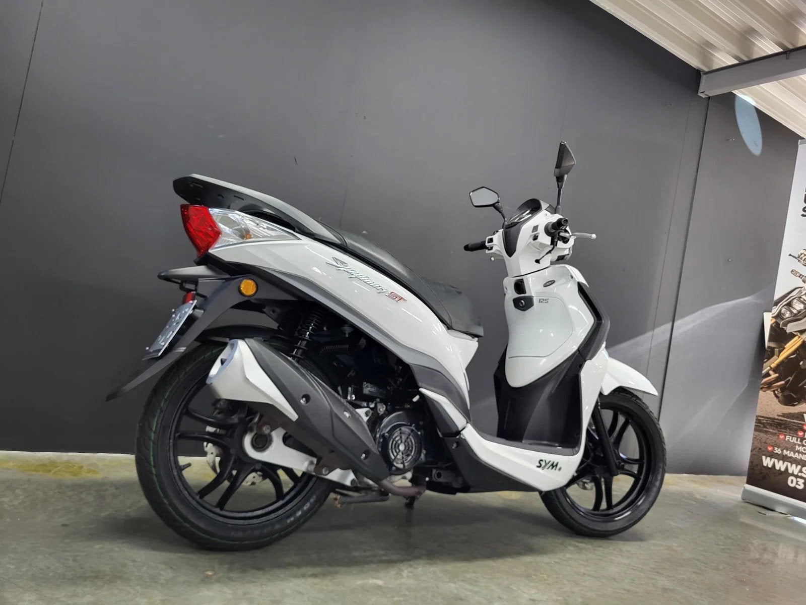 SYM Symphony ST 125 budgetvriendelijke scooter (bj 2015), 125 cc, Overig, 11 kW of minder, Automaat