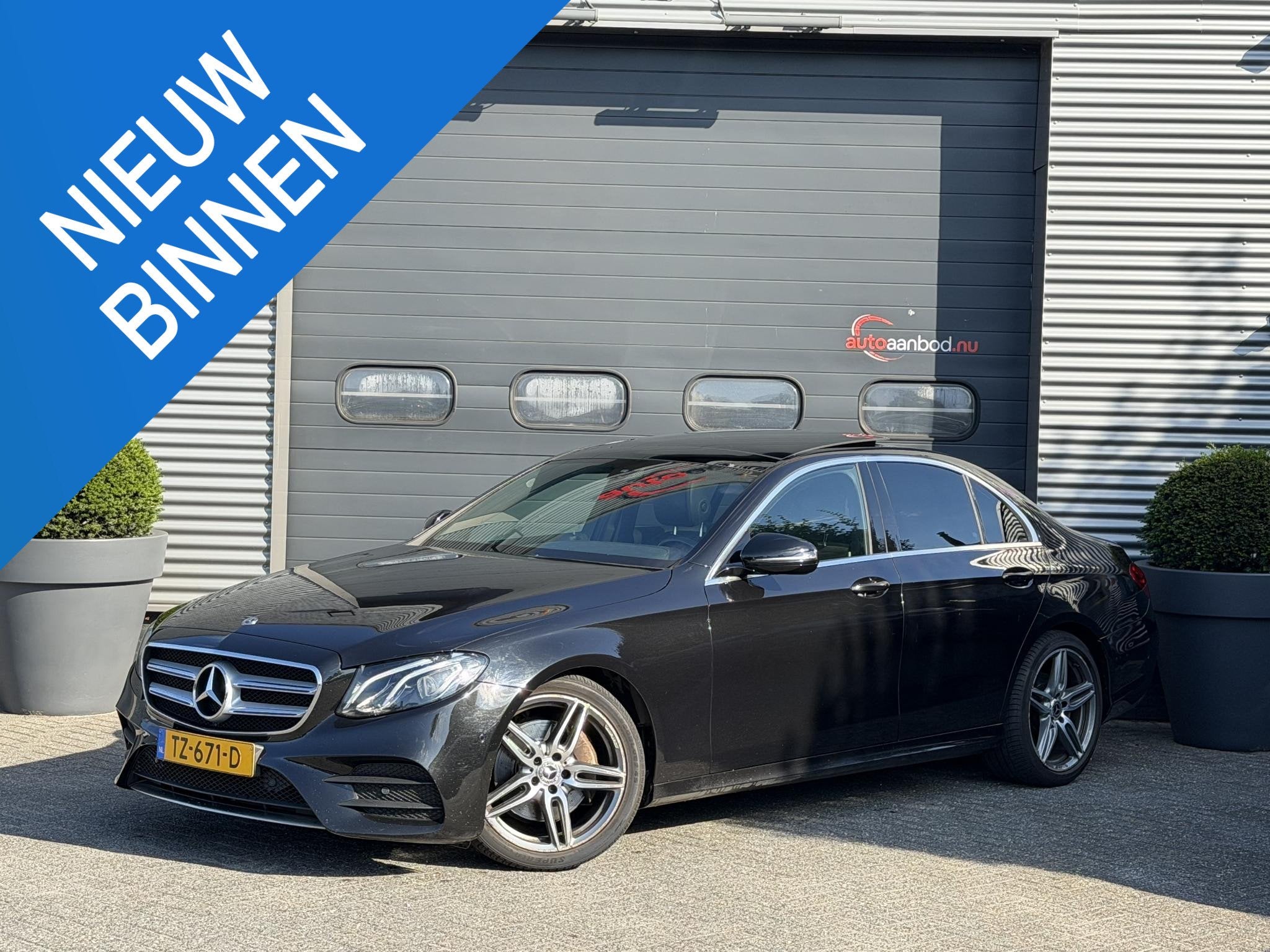 Mercedes-Benz E-klasse 220 d AMG | Panoramadak | Camera | Sf, Auto's, Automaat, 4 deurs, Achterwielaandrijving, 4 cilinders