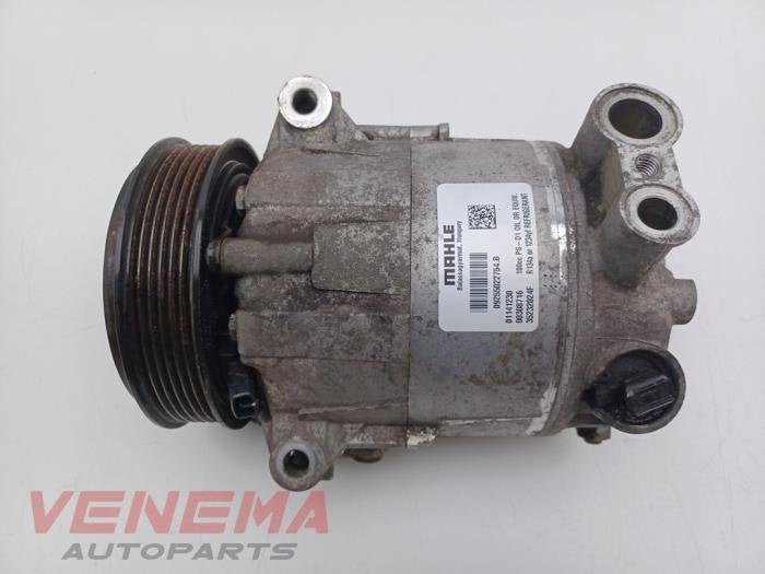 Pompe clim d'un Maserati Quattroporte, Maserati, -, 3 mois de garantie, Utilisé