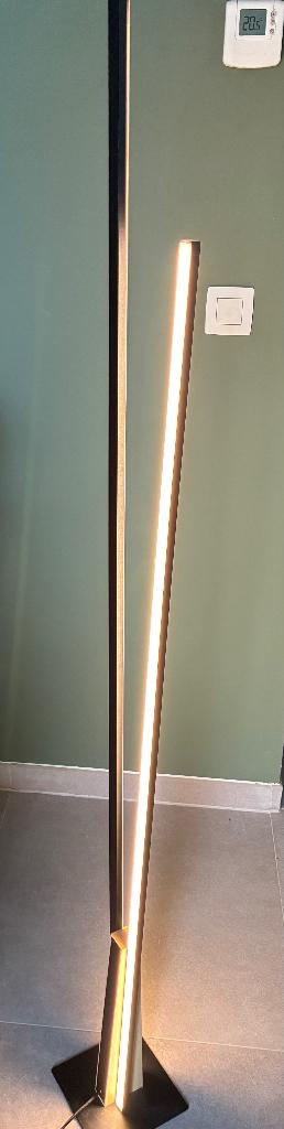 Eglo vloerlamp LED, Huis en Inrichting, Lampen | Vloerlampen, Ophalen of Verzenden, Zo goed als nieuw, Modern, 100 tot 150 cm