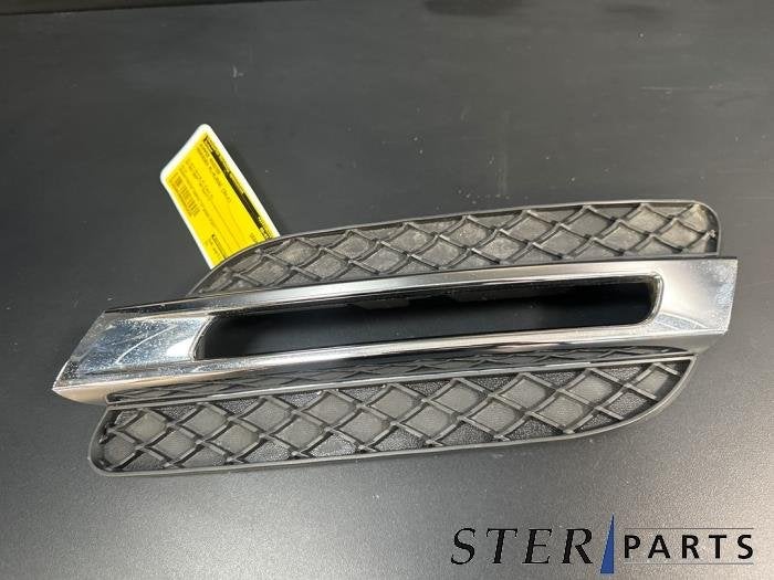 Bumper Rooster van een Mercedes ML-Klasse, Auto-onderdelen, Gebruikt, -, Ophalen of Verzenden, Bumper