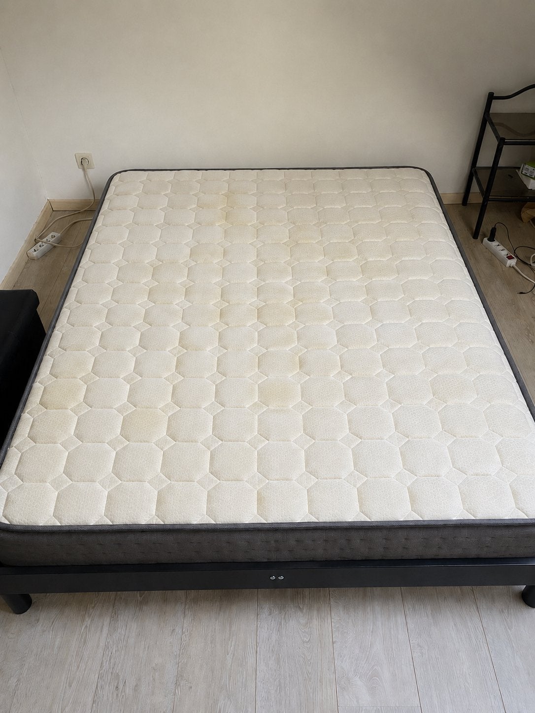 Sommier HYPNIA + matelas IKEA 160x200, Enlèvement, Utilisé, 200 cm, Deux personnes