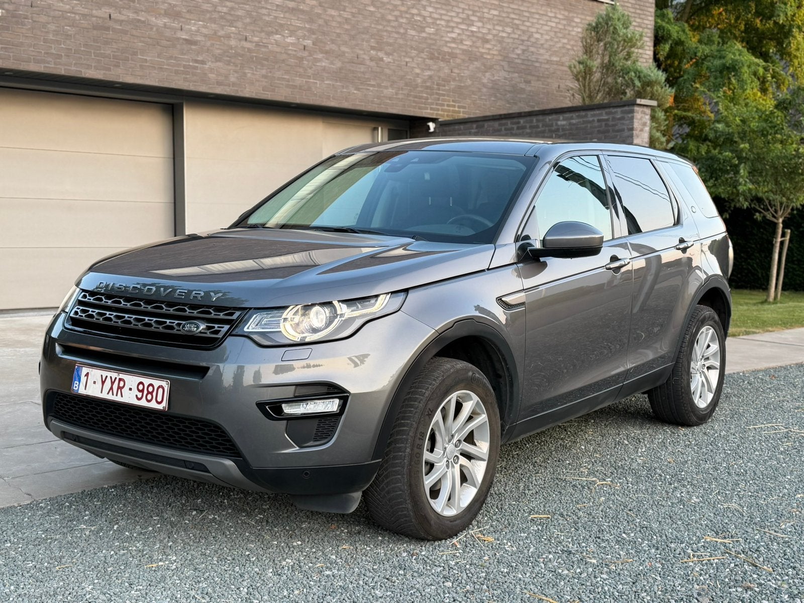 Land rover Discovery AUTOMATIQUE FULL OPTION, Cuir, Argent ou Gris, Achat, Noir
