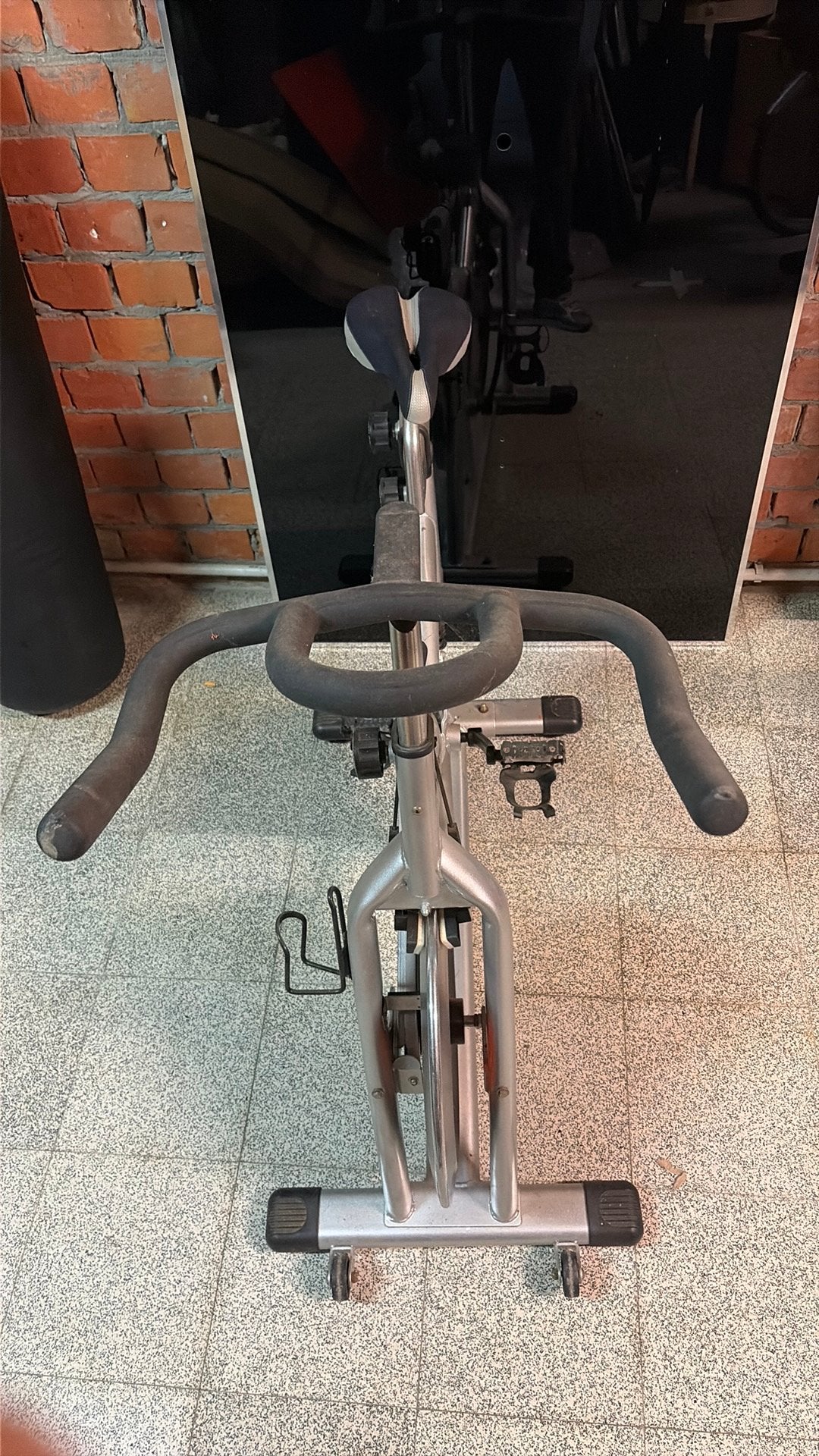 Spinningfiets, Sports & Fitness, Appareils de fitness, Enlèvement, Comme neuf, Vélo de spinning