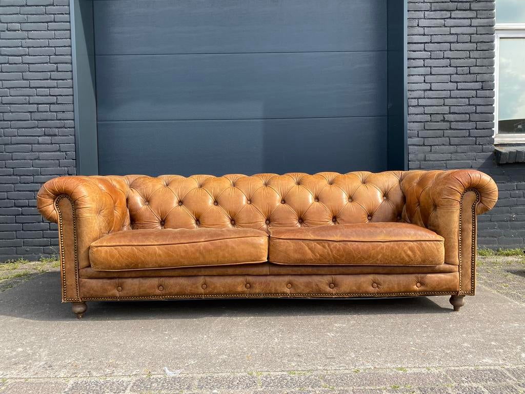 Prachtige Chesterfield zetel cognac, Huis en Inrichting, Zetels | Voetbanken en poefs, Zo goed als nieuw, Leer, Ophalen of Verzenden