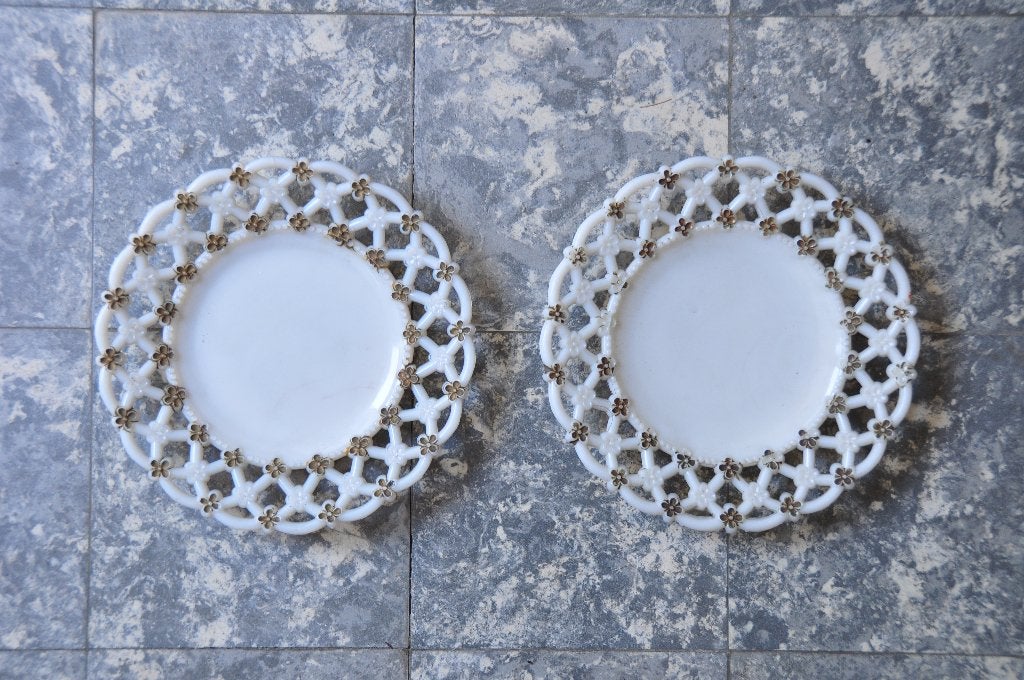 Westmoreland Melkglas Borden - Forget me not, Antiek en Kunst, Ophalen of Verzenden
