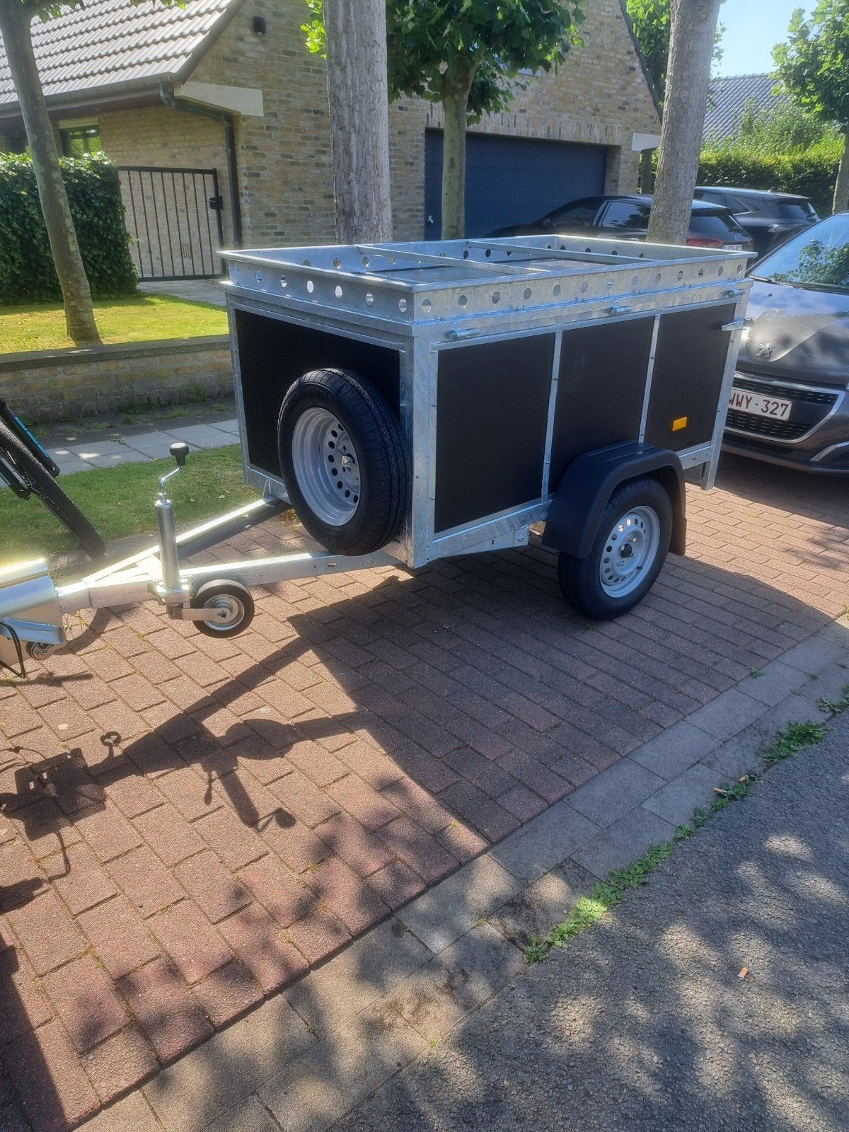 nouvelle remorque à bagages, Enlèvement