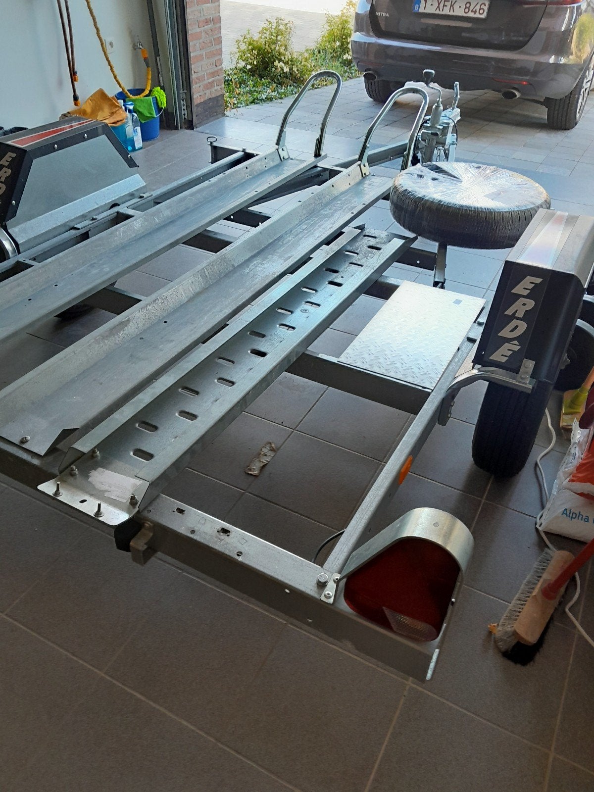 ERDE motortrailer, Auto diversen, Ophalen