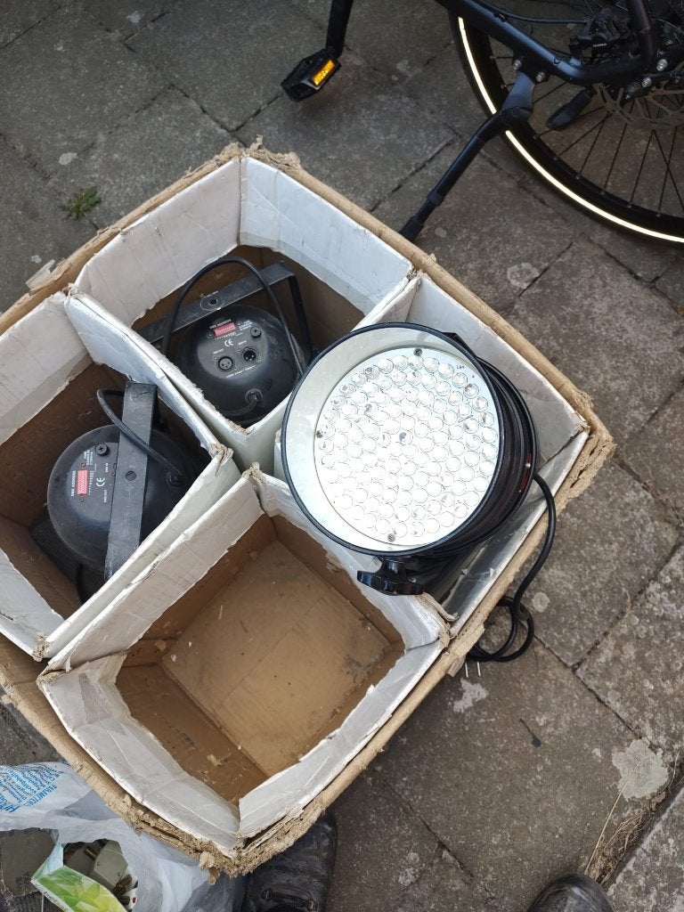 led pars 56 ( 1ste generatie), Musique & Instruments, Enlèvement, Utilisé, Lumières, Couleur