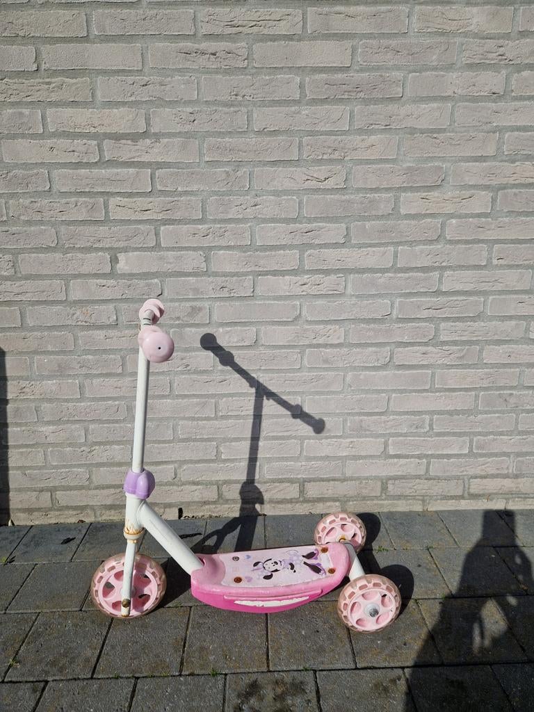 Kinderstepje Minnie Mouse, Ophalen