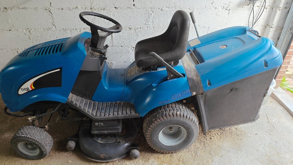 Zitmaaier New Holland TH18, Ophalen, Gebruikt, Opvangbak, 90 tot 120 cm