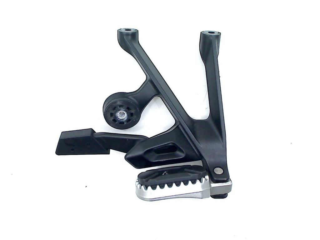 REPOSE PIEDS SUPPORT ARRIÈRE DROIT BMW, Motos, Dhr. S. di Majo, Utilisé, Info@cama-motorparts.nl, P.J. Troelstraweg 8 8
3144 CX  MAASSLUIS, NL