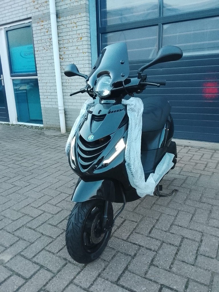 Piaggio Zip 4T A-klasse Glans Zwart | Full Led | Garantie ✅, Ophalen of Verzenden, Zo goed als nieuw