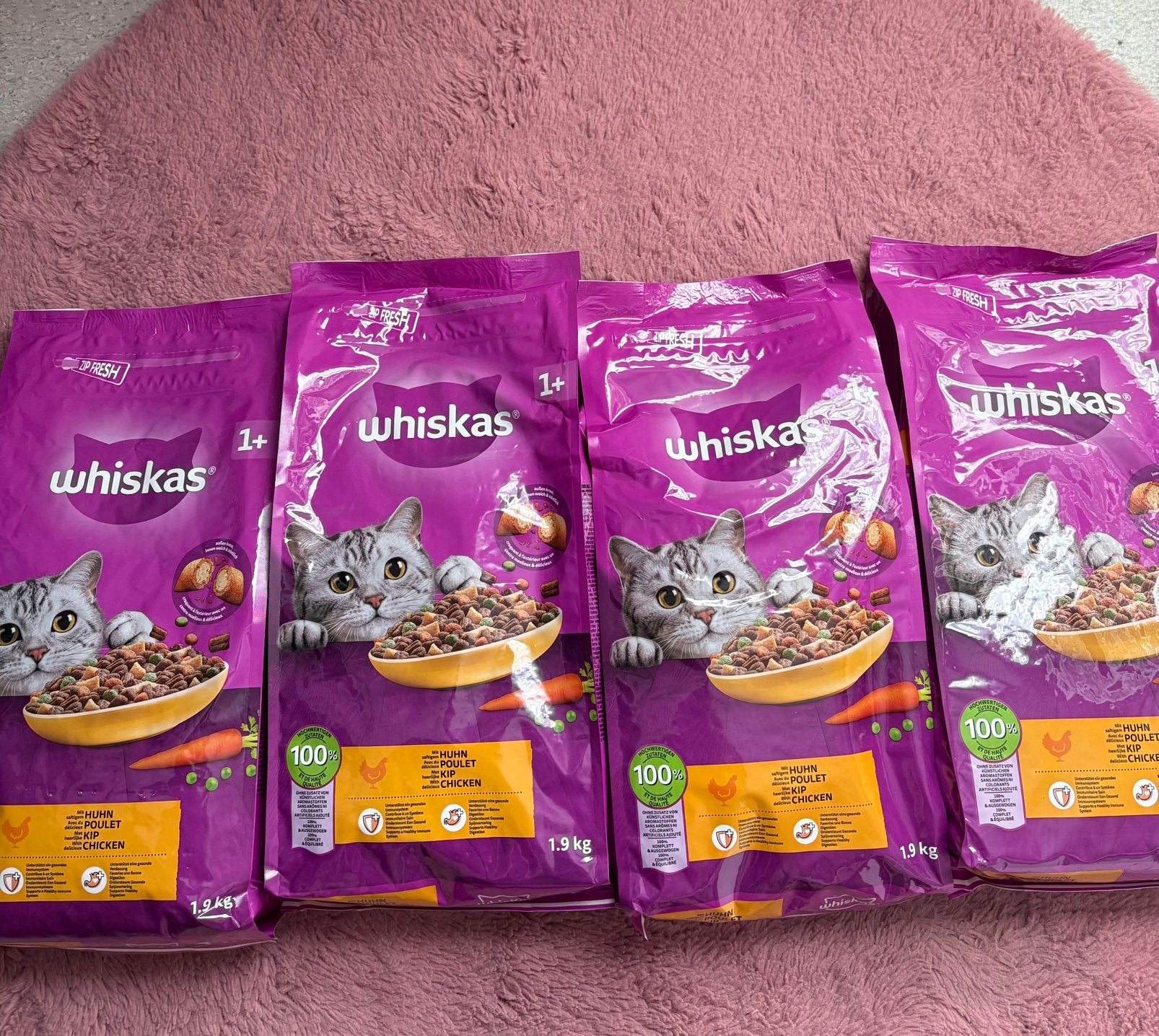 Chat Croquettes Whiskas Fourrées au Poulet, Enlèvement, Chat