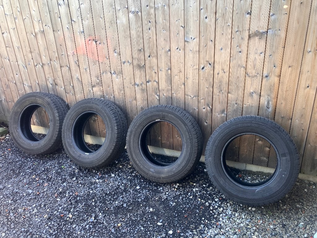 Continental VanContact 4 season 235/65/R16C, Auto-onderdelen, Banden en Velgen, Ophalen, 16 inch, 235 mm, All Season
