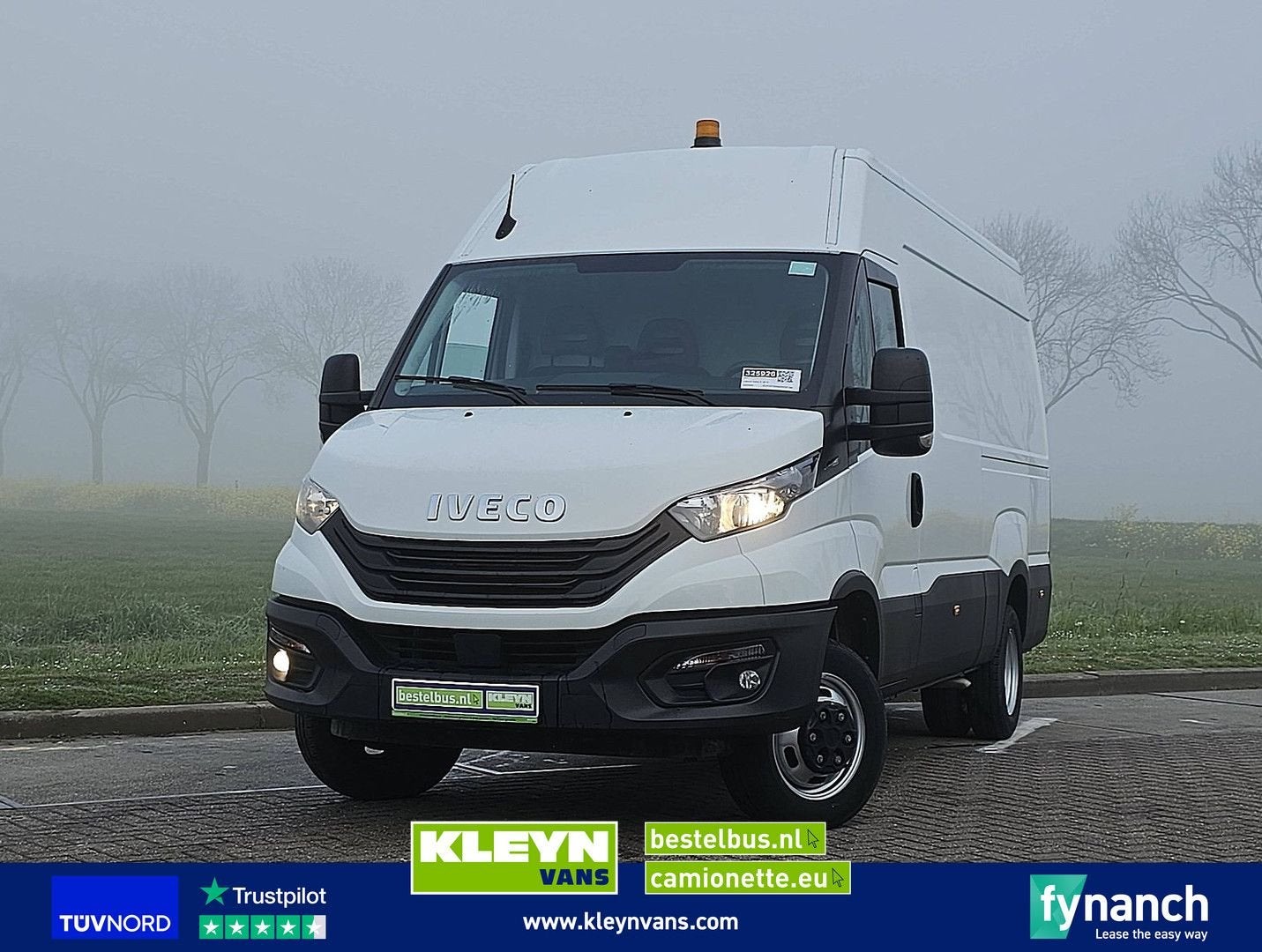 Iveco DAILY 35C14 L2H2 Dubbellucht AC!, Autos, Camionnettes & Utilitaires, Achat, Entreprise, Iveco, Boîte manuelle