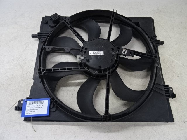 RADIATEURVENTILATOR Renault Kadjar (RFEH) (214814EADA), Gebruikt, Renault, Peter-Huppertz-Straße 5
51063  Köln, DE, Dialog.deutschland@renault.de