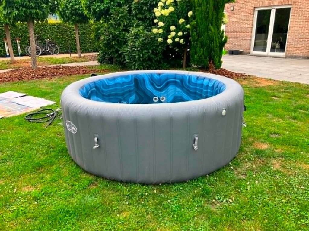 Lay-Z-Spa Santorini opblaasbare jacuzzi – volledig werkend, Ophalen, Gebruikt, Filter, Opblaasbaar