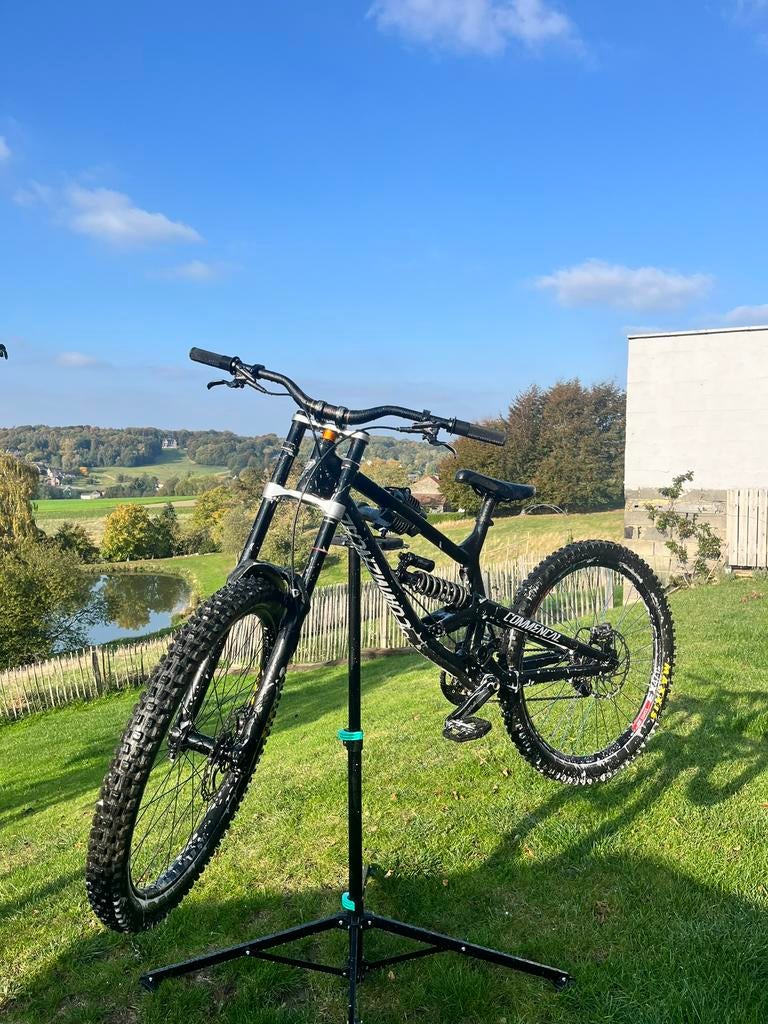Commencal furious Taille M, Autres marques, Enlèvement ou Envoi, Frein à disque, Utilisé